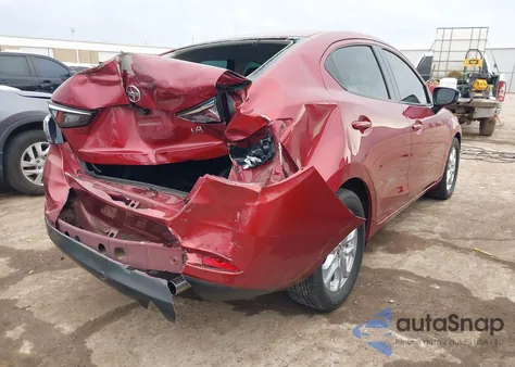 2016 Scion Ia z USA, uszkodzony, nr VIN 3MYDLBZV4GY101384